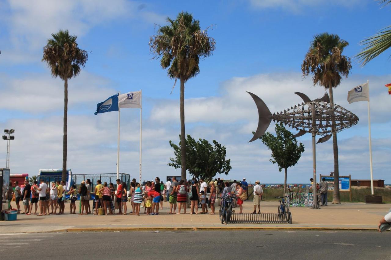 Apartamento Canaveral Playa Conil โกนิล เด ลาฟรอนเตรา ภายนอก รูปภาพ